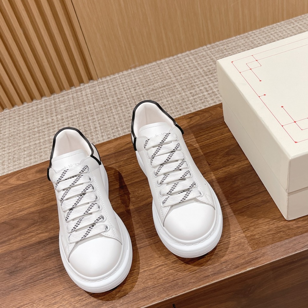 Alexander Mcqueen Classic And Versatile White Shoes For Men And Women